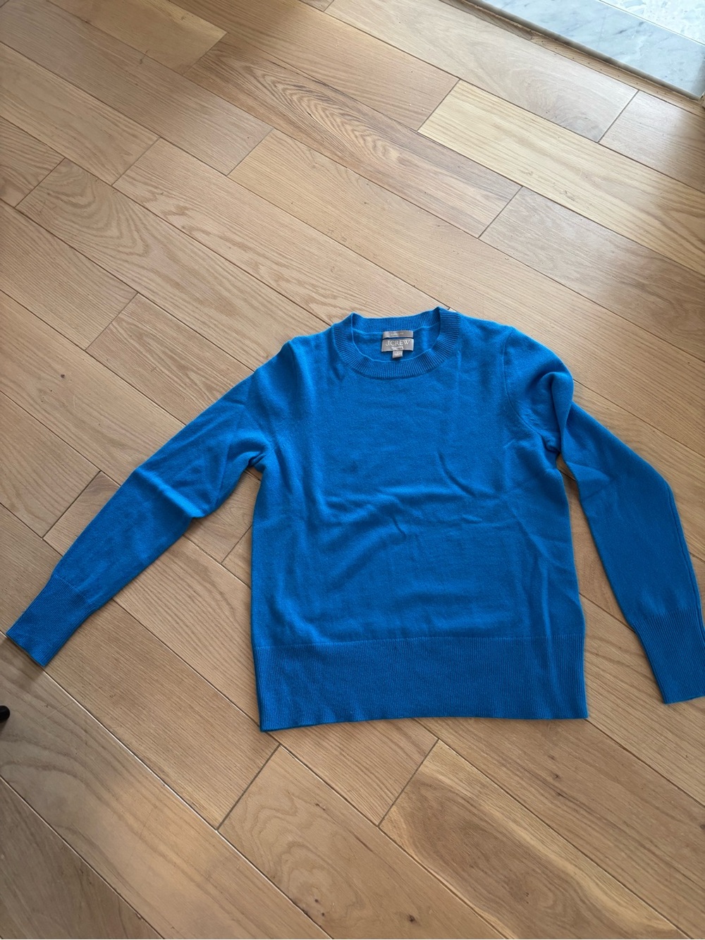Women’s J Crew Blue Crewneck Cashmere Sweater